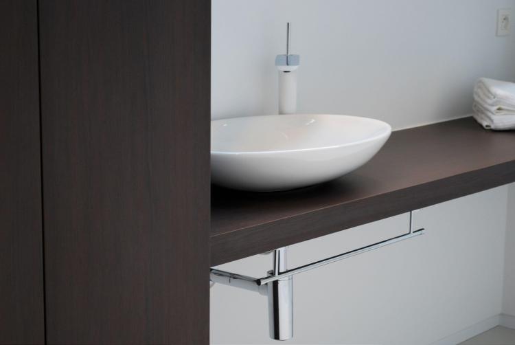 interieur_badkamer_maatmeubel_lavabotablet_opzetkom