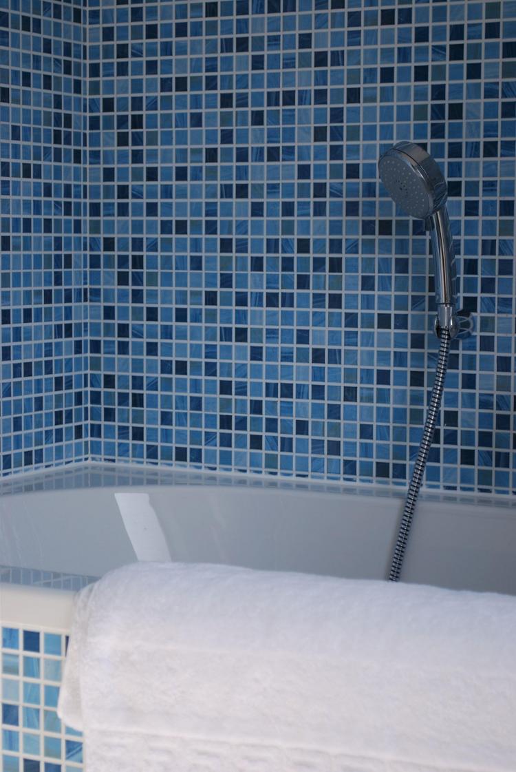 interieur_badkamer_maatontwerp_mozaiek