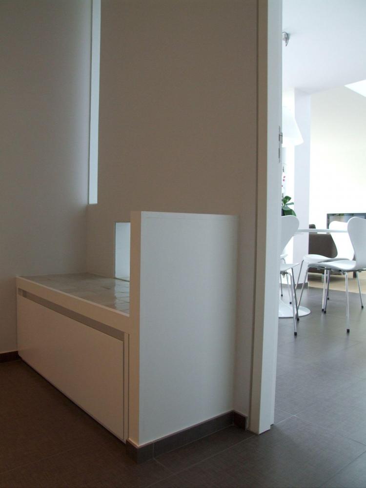 interieur_inkom_vestiaire_maatmeubels_zitbank_paraplulade