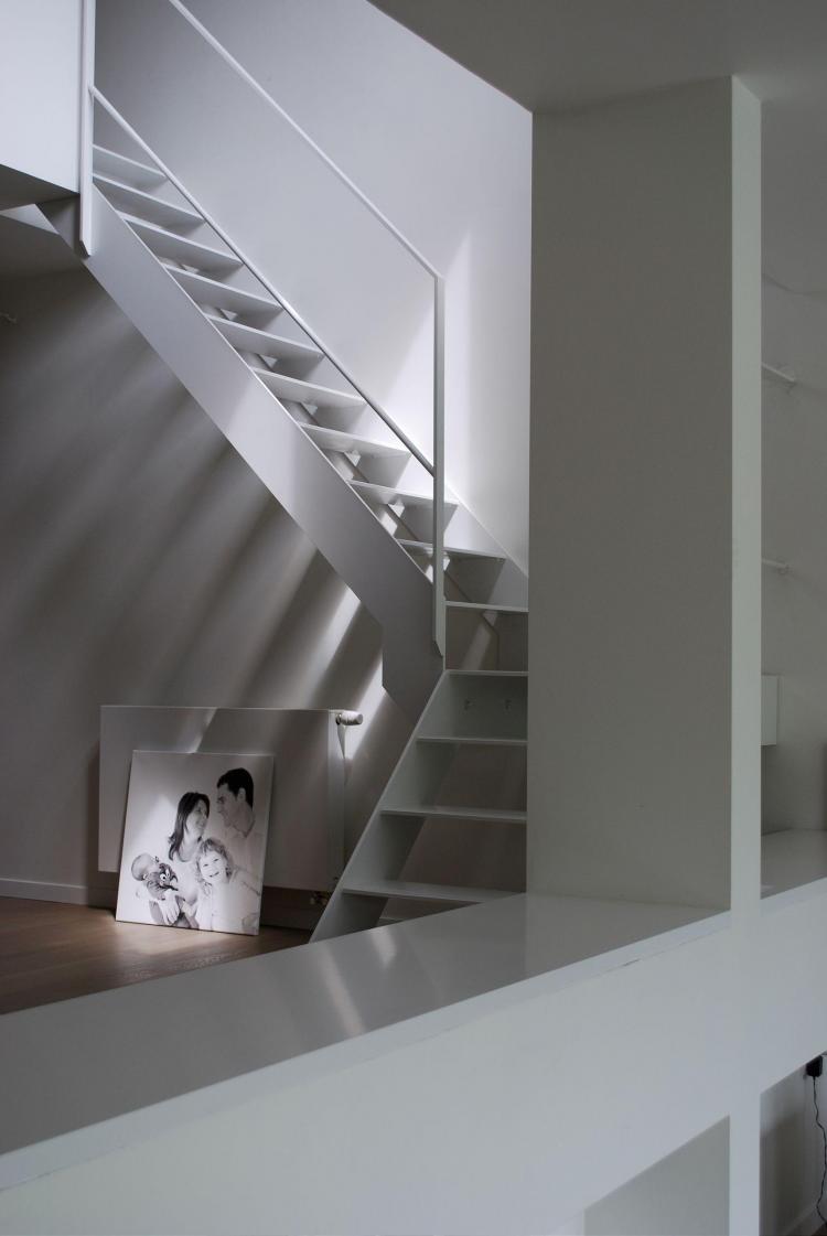 interieur_leefruimte_trap_staal_gelakt