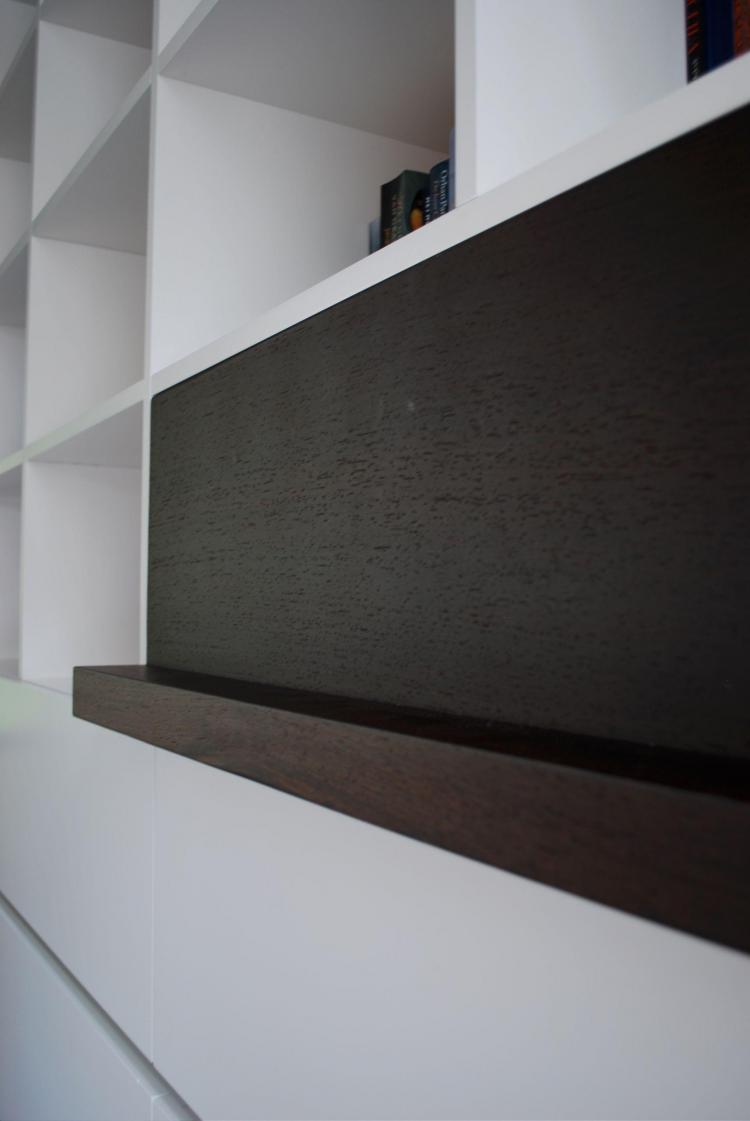 interieur_leefruimte_boekenkast_maatmeubel_detail
