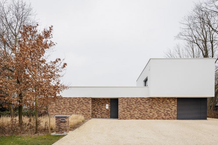 nieuwbouw_woning_dokterspraktijk_vrijstaand_baksteen
